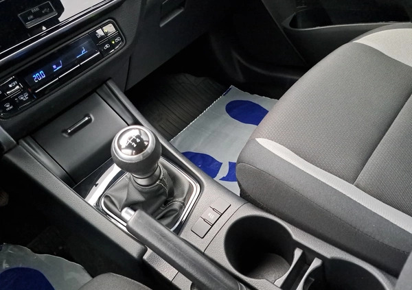Toyota Auris cena 47900 przebieg: 200000, rok produkcji 2016 z Kołaczyce małe 191